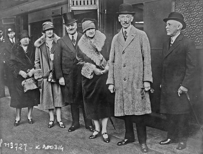 Louis-Alexandre Taschereau, Premier ministre du Québec, et son épouse Adine Dionne, à Londres, 14 octobre 1926 - Agence Rol